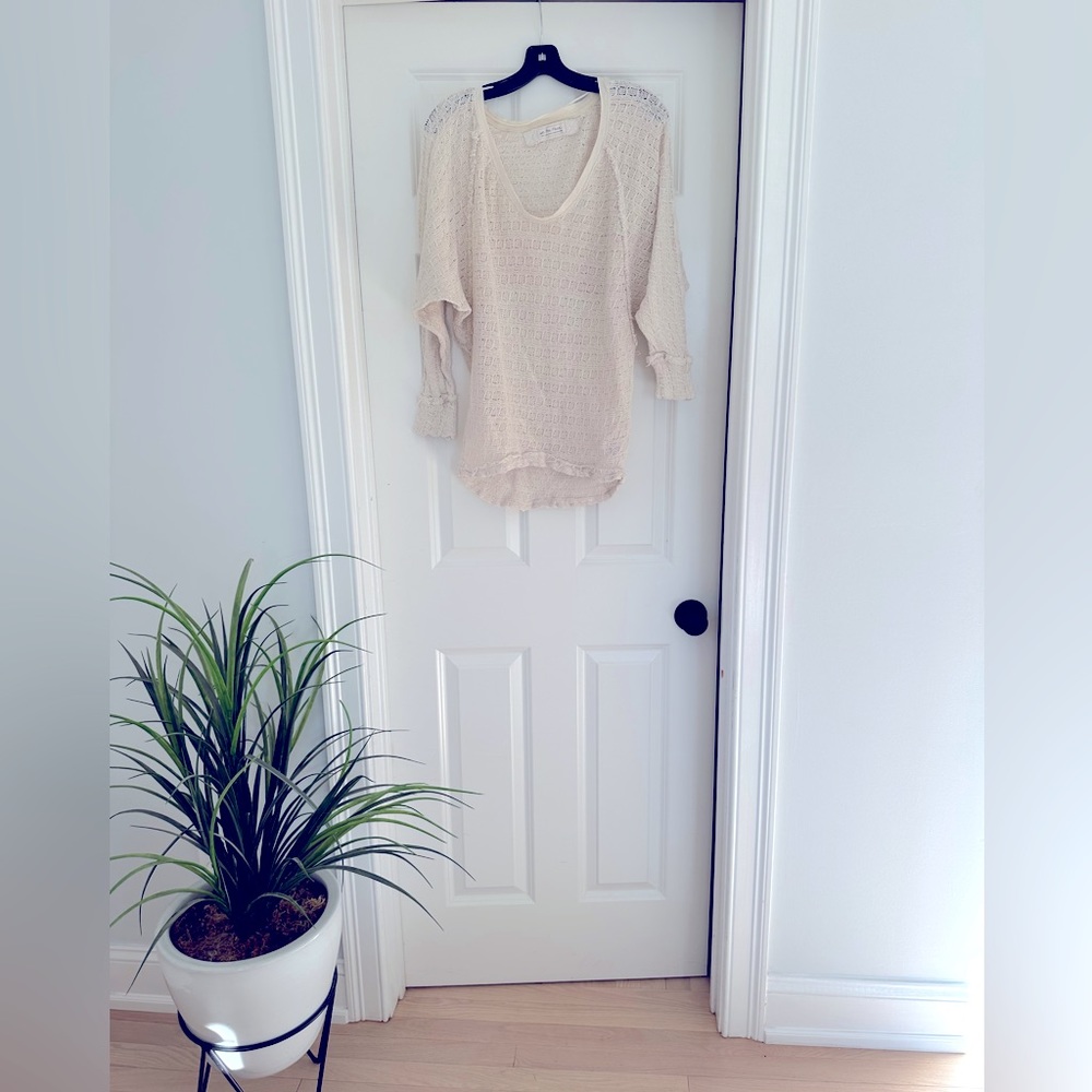 We the free sz small sweater